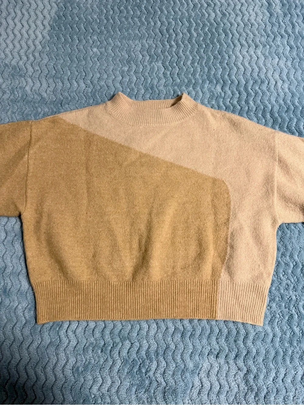Forever 21 Two-Tone Beige Crewneck Sweater